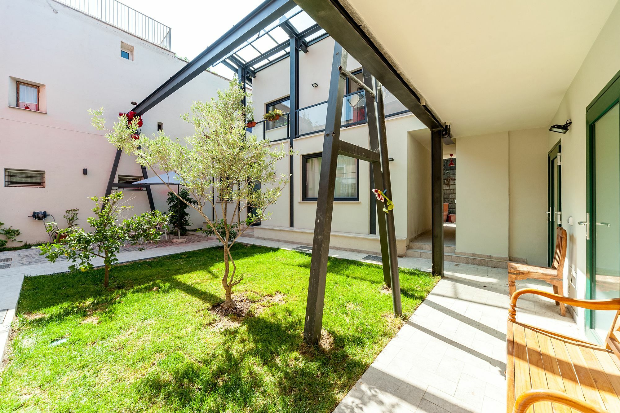 Apartment Il Giardino Dell'argano Rosso Rom